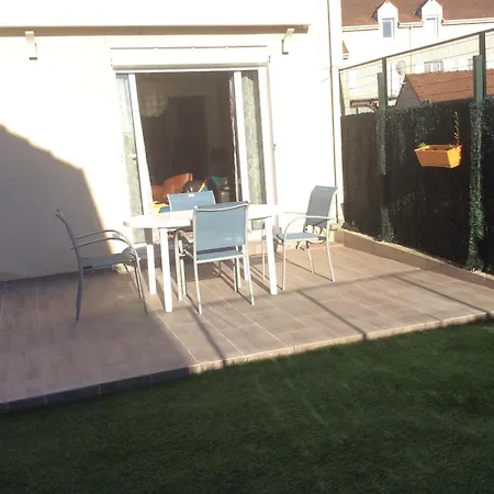 Séjour chez l'habitant Chambre Privee Dans Maison En Colocation